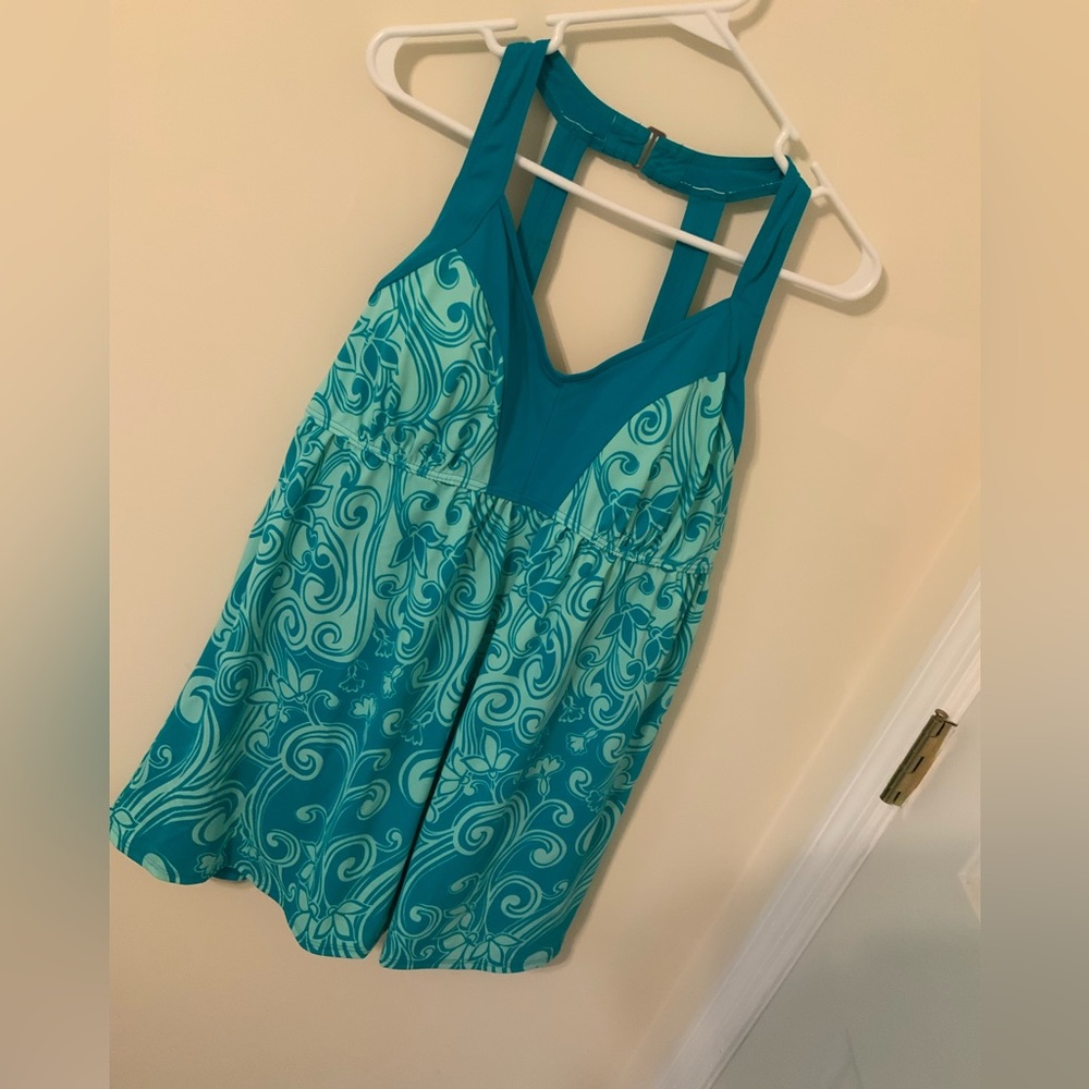Swimsuit - Picture 4 of 9